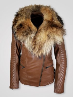 TAN COLORED SLIM FIT WOMEN’S JACKET WITH FUR COLLAR