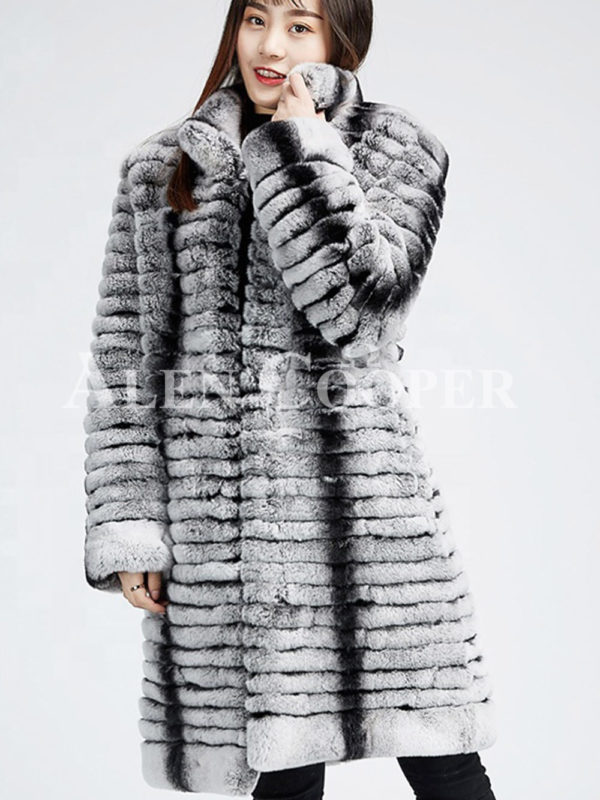 Highly fashionable and luxury long warm winter real fur coat for women's