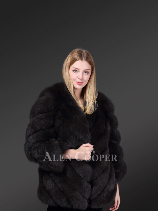 Women’s luxury real fur oversized waistcoat in deep black new