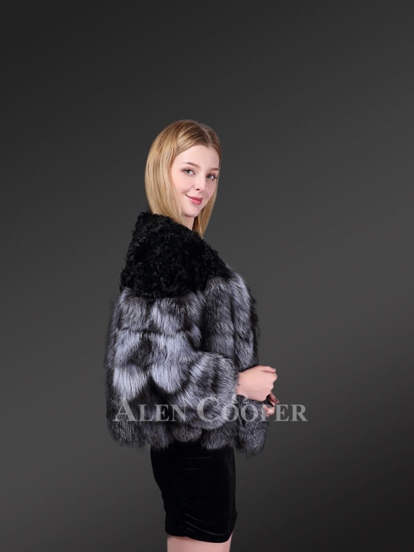 Women’s stylish shawl shoulder and hooded real fox fur coat in black-white new side view