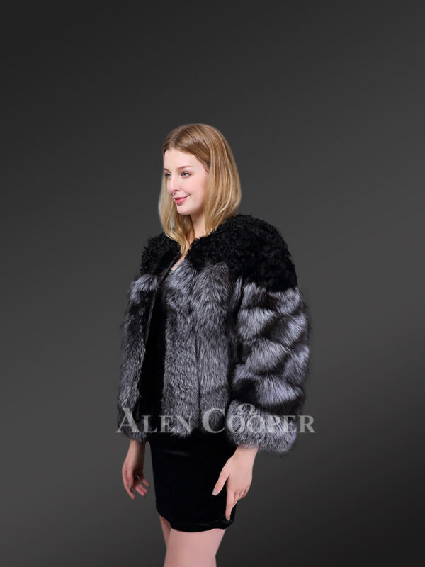 Women’s stylish shawl shoulder and hooded real fox fur coat in black-white new sideview
