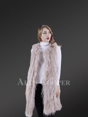 Womens mid-length real warm and true stylish raccoon fur winter outerwear White