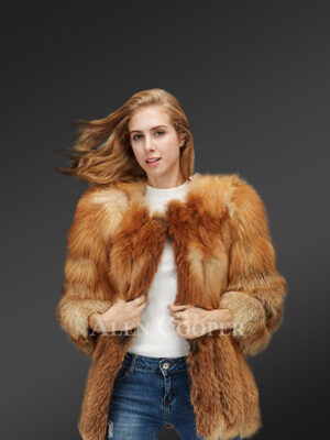 Women's stylish and warm arctic fox fur casual winter coat in beige new