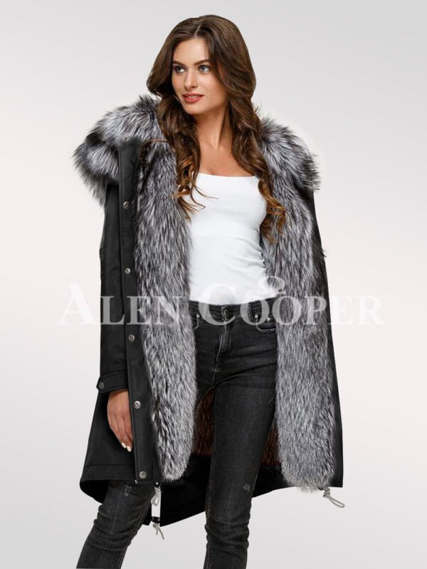 More aristocratic and graceful with ladies Scandinavian silver fox fur hybrid black parka convertibles
