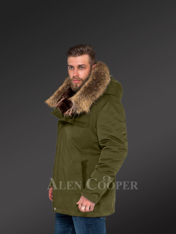 Hybrid green Finn raccoon fur parka convertibles to make men trendier and more fashionable new Side view
