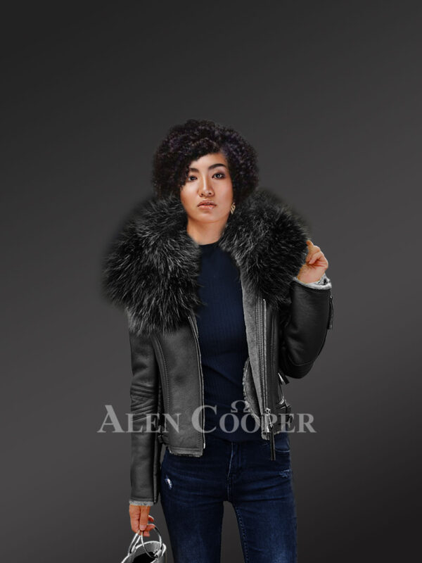 Black leather jacket with removable fur collar for stylish women