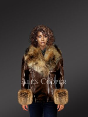 Genuine leather jackets with removable fur collar and handcuffs to redefine your appeal model