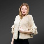 Genuine fur coats to make women more elegant in winter