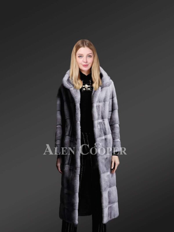 Hooded fur long coats for trendier women