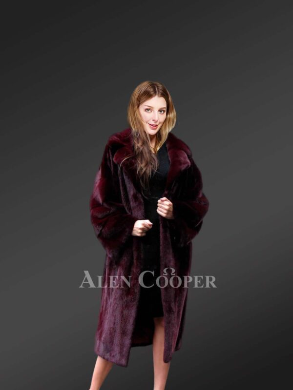 Mink Fur Coat For Elegant Women