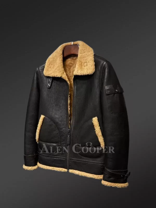 Authentic-shearling-jackets-for-mens-with-striking-collar