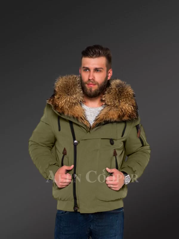 Finn Raccoon Fur Hybrid Green Parkas for Trendy and Elegant Men - Image 2