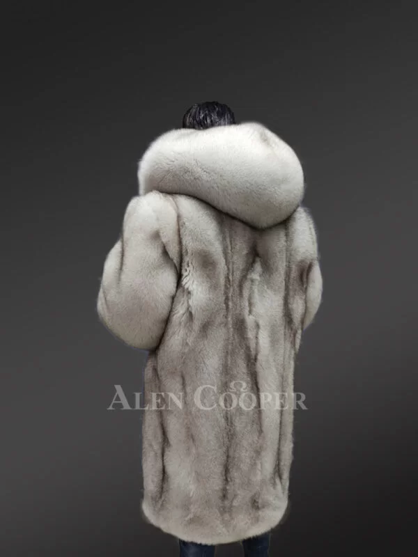 Double Sided Fox Fur Coat for Superb Warmth & Style - Image 4