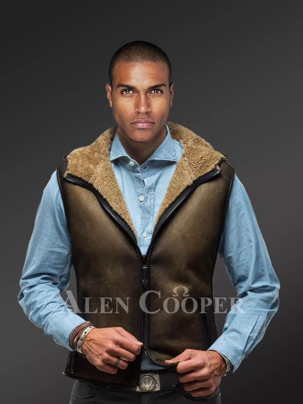 https://www.alencooper.com/wp-content/uploads/2022/06/Mens-Short-and-Vintage-Feel-Double-Face-Shearling-Winter-Vest-1.jpg.webp