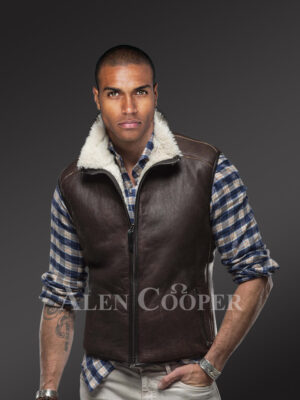 Men’s super warm stylish and solid double face shearling vest in brown new