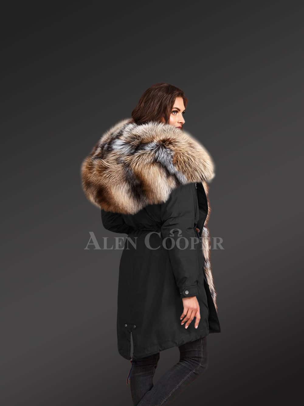 Alen Cooper Women Rabbit Fur Bomber in Navy