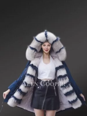Elegant navy blue winter parka with fox fur hood and frontline for womens