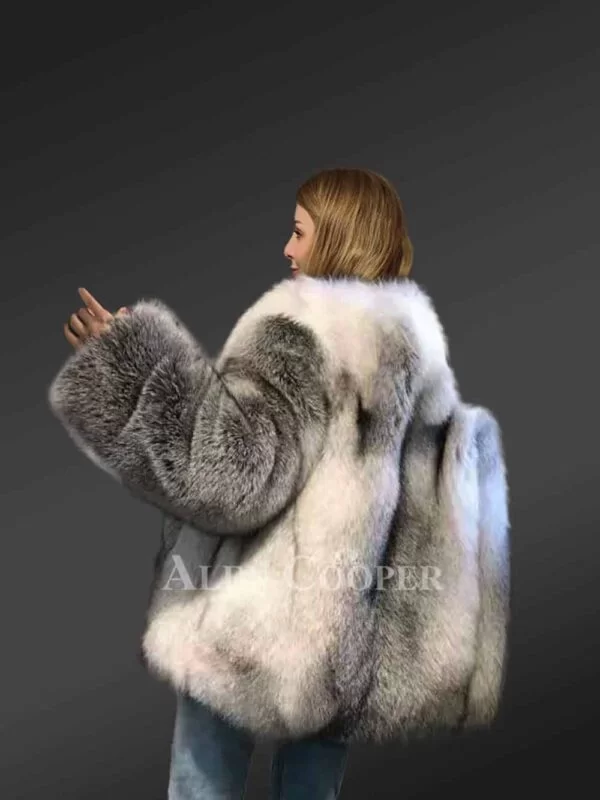 Fox Fur Coat In Comfort Fit Style Made From Finland Fox Fur Full Skin - Image 3