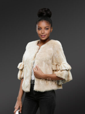 Genuine Fur Coats to Make Women More Elegant In Winter