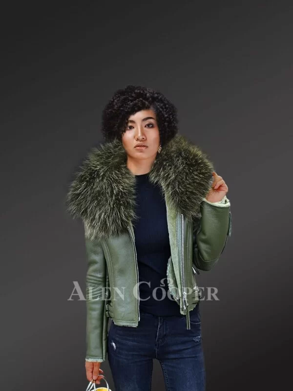 Green Real leather Jacket with Raccoon fur collar for Women