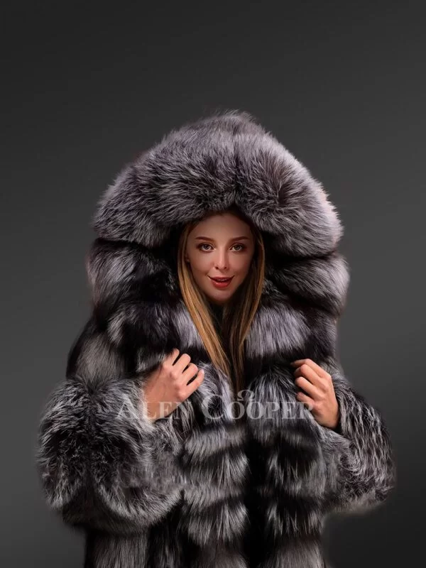 Women’s Full-Length Pure Silver Fox Fur Winter Coat - Image 5