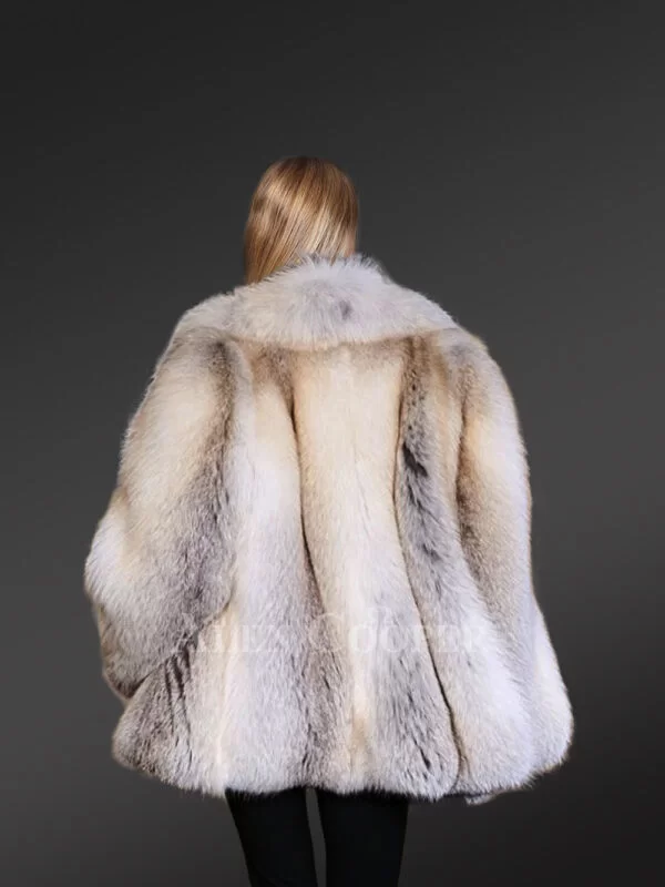 Luxury Fawn Light Fox Fur Coat for Women Gives Stylish and Elegant Look - Image 4
