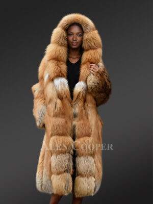 Luxury Gold Fox Fur Jacket for Women Is Elegant, Soft and Warm