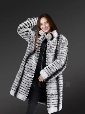 Highly Fashionable and Luxury Long Warm Winter Real Fur Coat for Women
