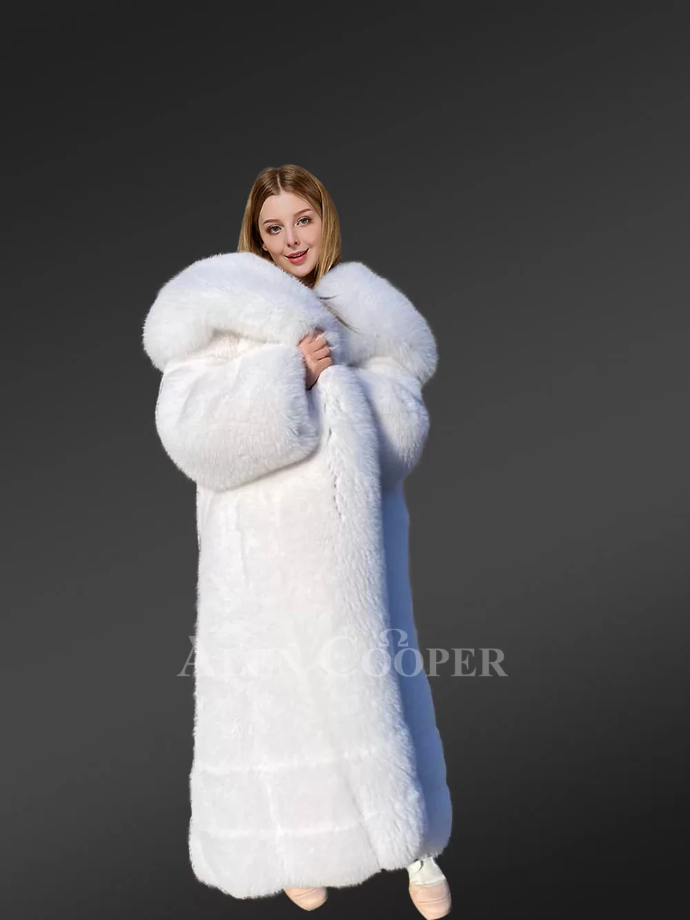 LUXURY WHITE Fox Fur Full Coat With Whole Skins, Fur Coa, Luxury