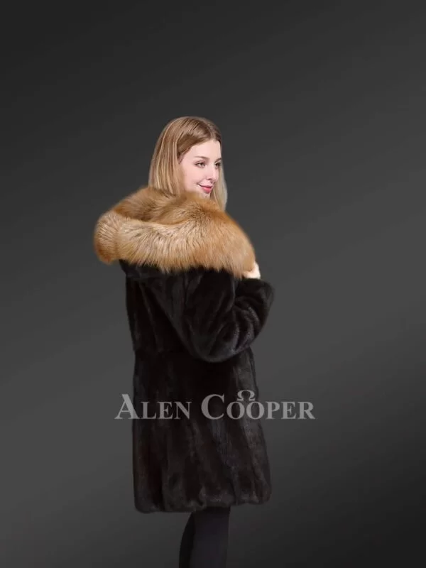 Black Mink Fur Coat with Fox Fur Lapel – Graceful Appearance & Cozy Warmth - Image 4