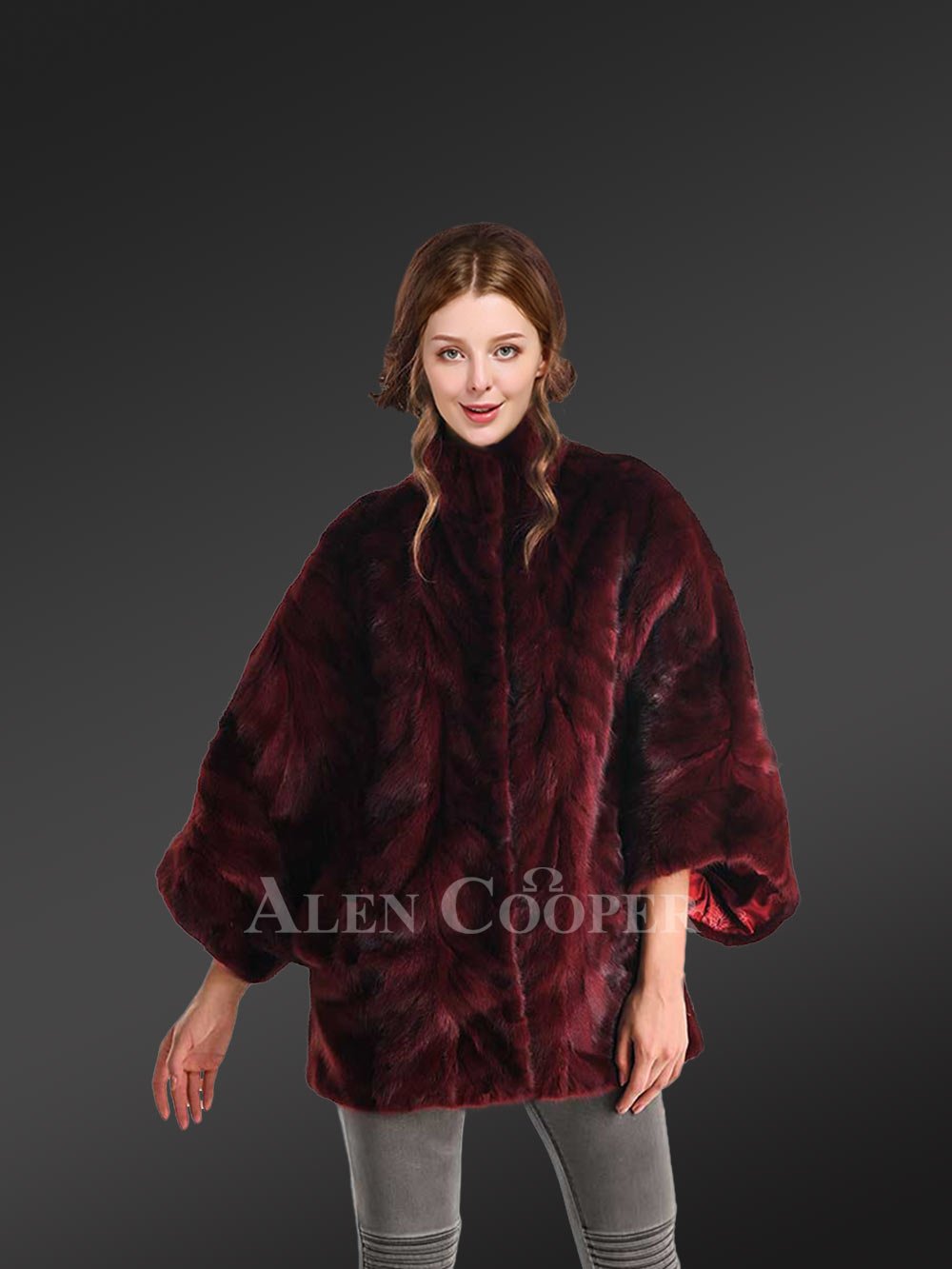 Mink Fur Coat for Women That Extends Just Below the Waist Is Opulent and Trendy - Image 2