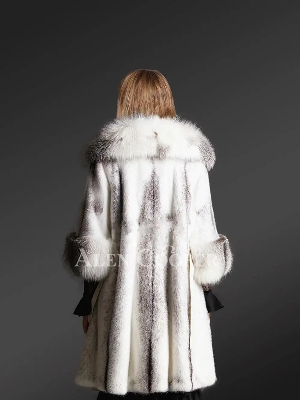 NOTRE emor　fluffy fur volume coat NOTRE emor fluffy fur volume coat