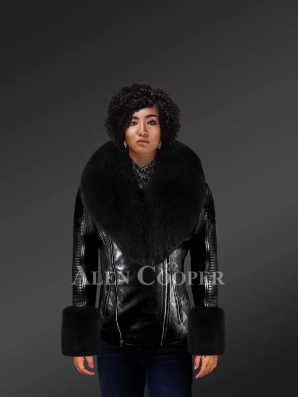 Stylish Leather Jackets with Removable Fur Collar and Hand Cuffs