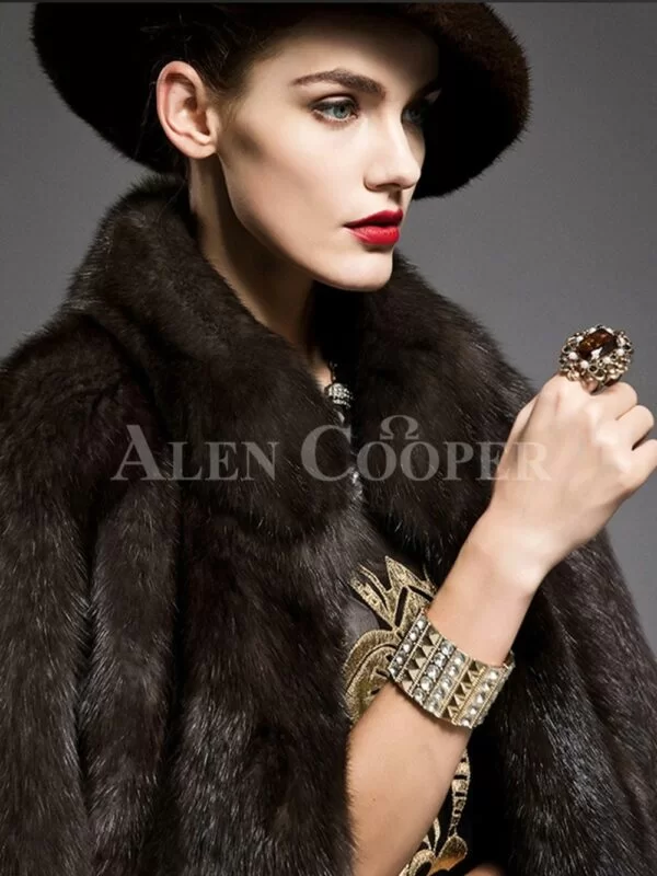 Unique Version Of Russian Sable Fur Half Sleeve Coats To Refurbish the Aura of Modern Women - Image 3