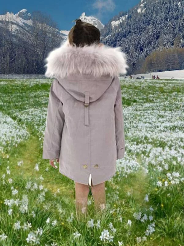 Stylish Kids Parka with Fur in Hood – Stay Fashionable & Playful - Image 4