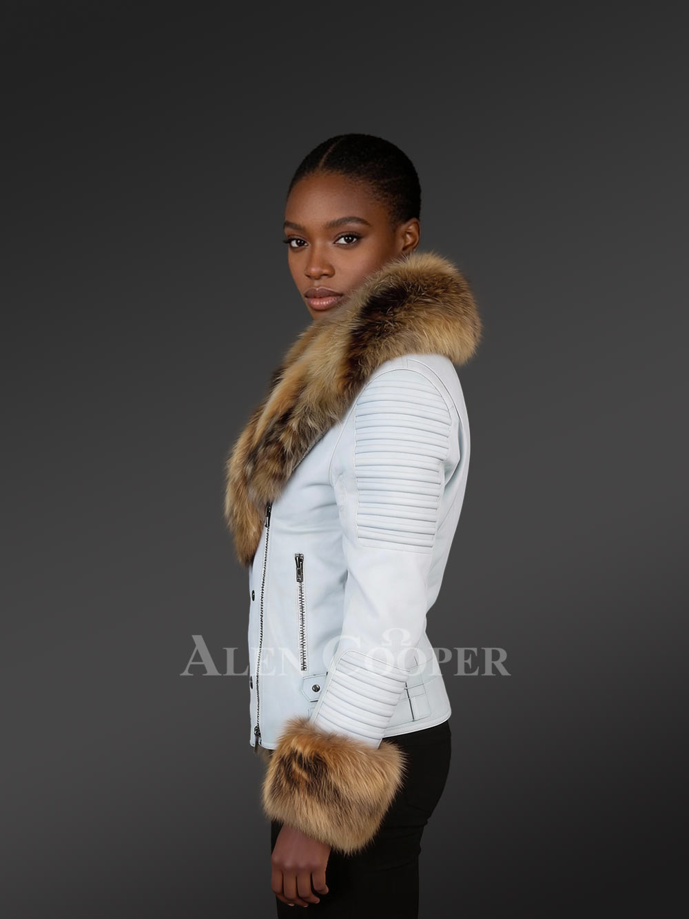 Authentic White Leather Jacket with Removable Fur Collar and Handcuffs - Image 4