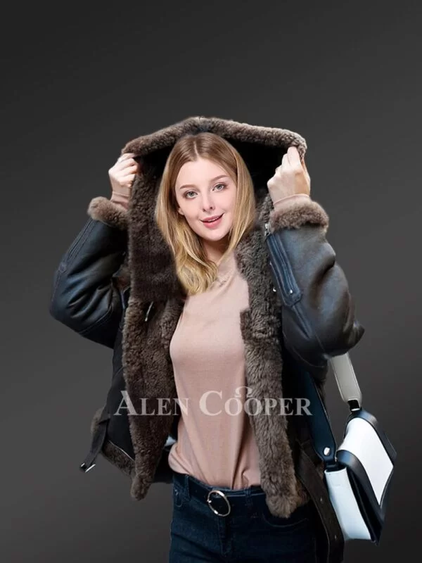 Women’s genuine shearling jackets to look smarter and trendier