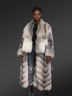 Long Coat with Polar Fox Fur Is a Women Winter Outfit with Elegance