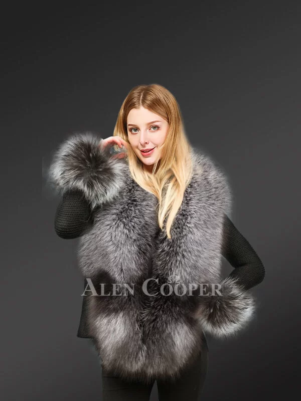 Stylish Fox Fur Boa for Women with Detachable Tail - Image 3