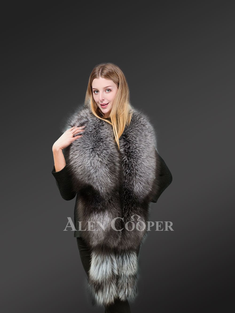 Stylish Fox Fur Boa for Women with Detachable Tail