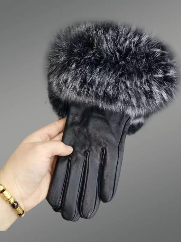 Womens Leather Glove With Fox Fur Cuff