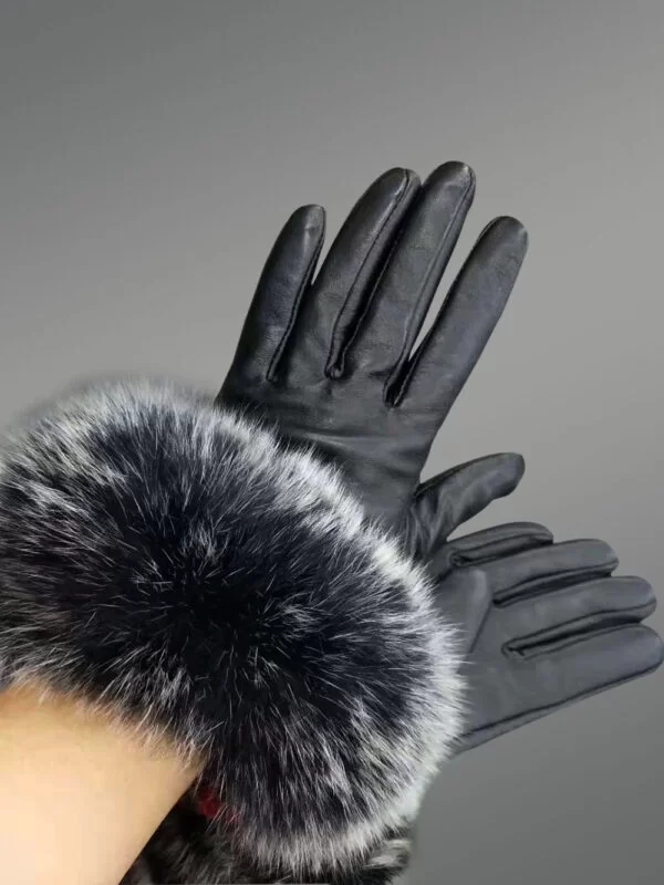 Womens Leather Glove With Fox Fur Cuff