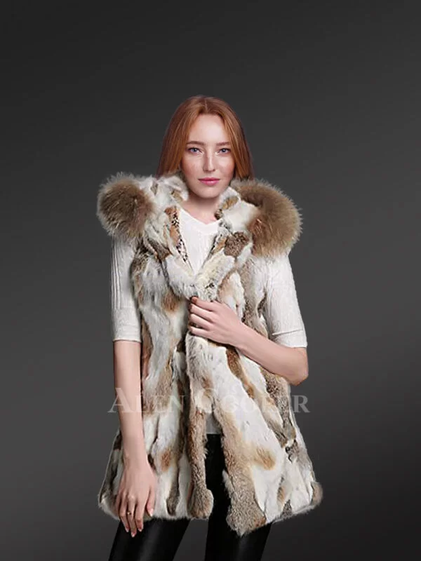 Natural Rabbit Fur Vest with Waistband Tied With a Knot for a Stylish Look - Image 3