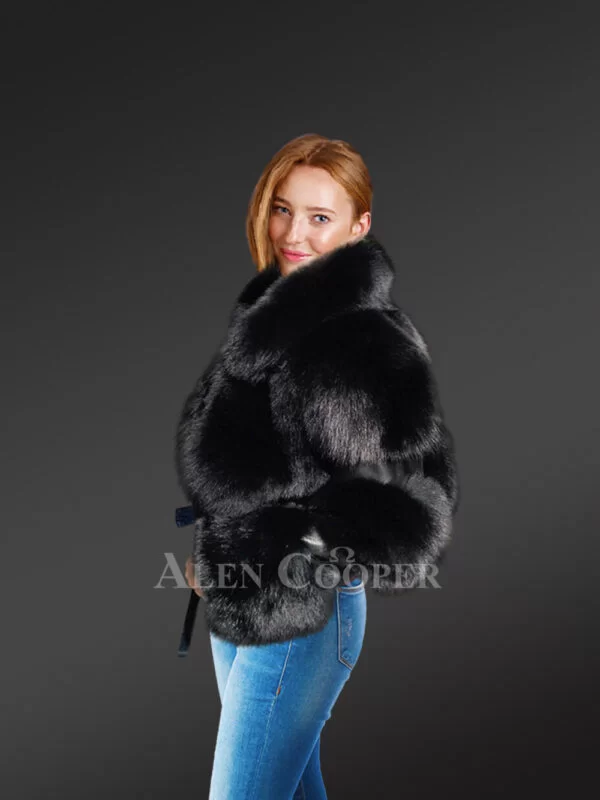 Womens Fox Fur Crop Coat To Stay Fashionably Comfortable In Winter - Image 4