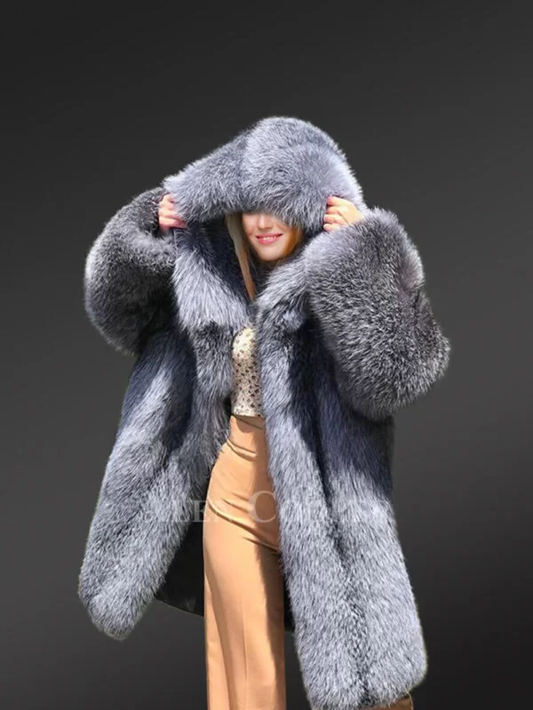 Coat in Fox Fur for Womens to Stay Toasty in Style - Image 2