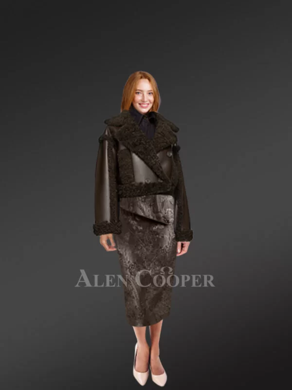 Shearling Crop Coat for Womens for a Sophisticated Look - Image 3