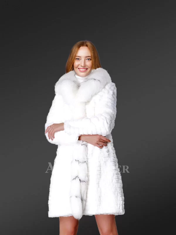 Horizontal Layered Rabbit Coat with Frontline Fox Trims in White - Image 2
