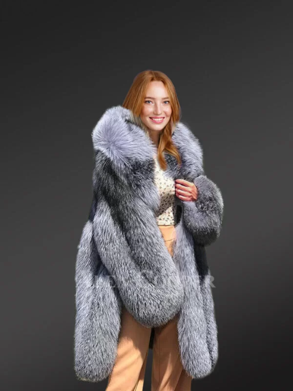 Women’s Dressy Silver Fox Fur Coat - Image 5