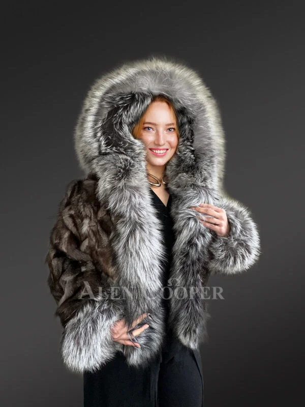 Womens Fox Fur Crop Jacket for Fashion and Comfort - Image 5