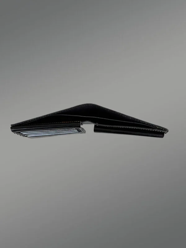 Luxury Bi-Fold Leather Wallet – Smart & Sophisticated Accessory - Image 11